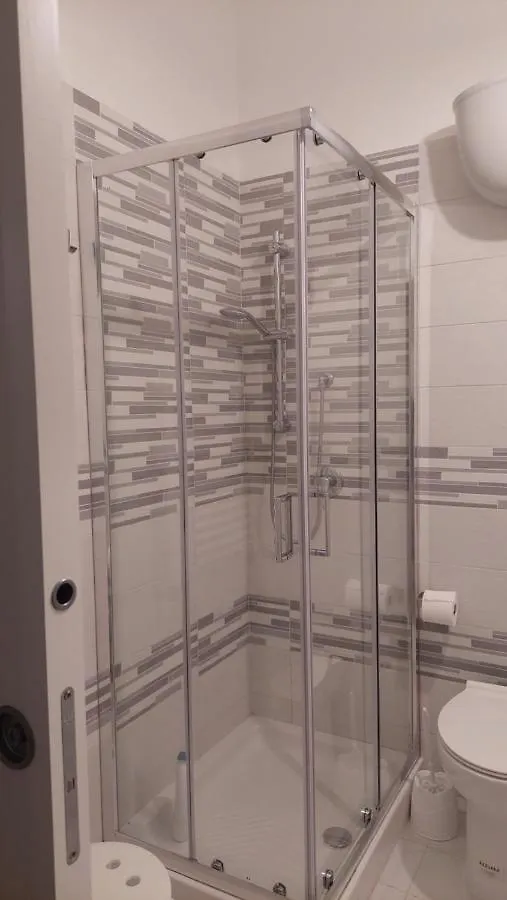Apartment Appartament La Maison Petit Napoli Italy