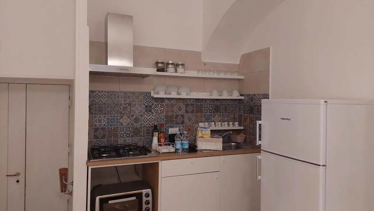 Apartment Appartament La Maison Petit Napoli