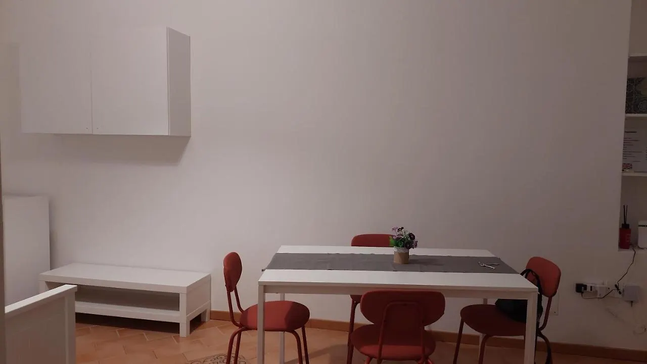 Apartment Appartament La Maison Petit Napoli